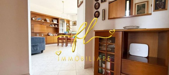 2 bedrooms Apartment in Cecina, Italy No. 278939 9