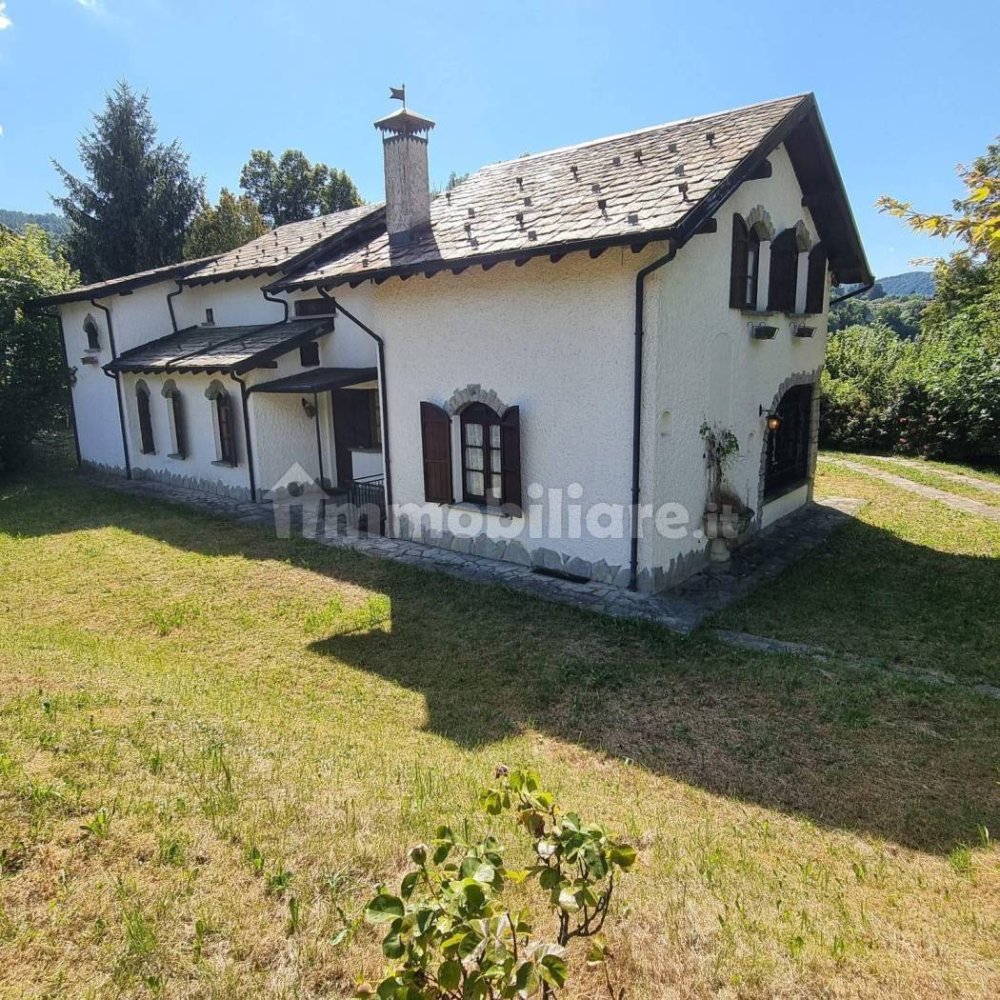 Villa T4 em Alta Valle Intelvi, Italy N.º 355736