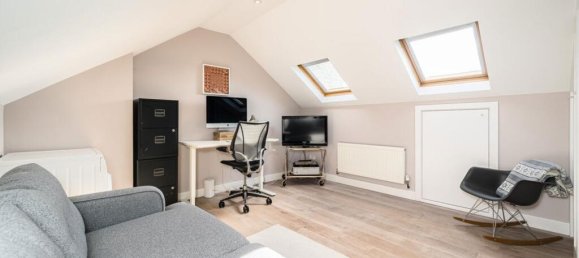 4 bedrooms House in Catford, United Kingdom No. 10158 6