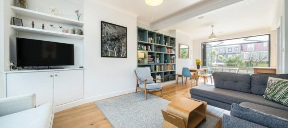 4 bedrooms House in Catford, United Kingdom No. 10158 4