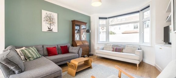 4 bedrooms House in Catford, United Kingdom No. 10158 2