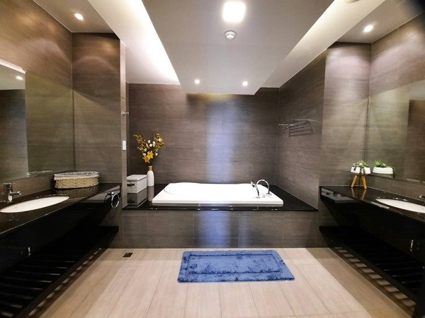 3 bedrooms Condo in Pattaya, Thailand No. 98