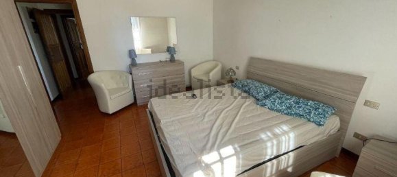 6 bedrooms Villa in Carrara, Italy No. 215085 13