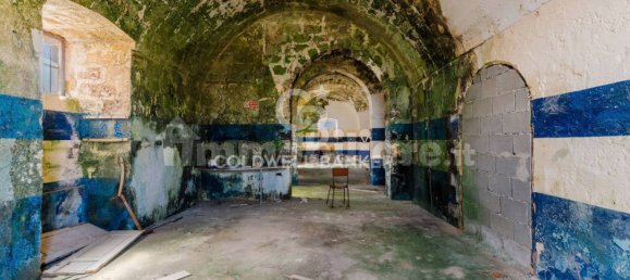 Casa de 5 dormitorios en Poggiardo, Italy No. 374466 16