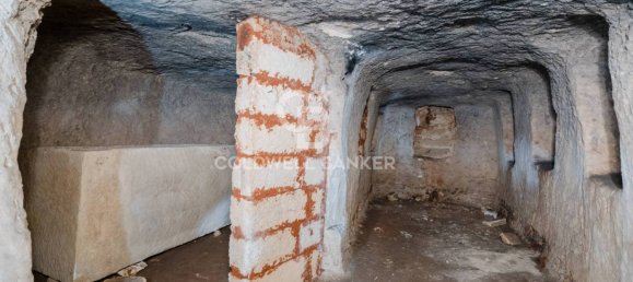 Casa de 5 dormitorios en Poggiardo, Italy No. 374466 25