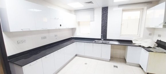 7 Schlafzimmer Villa in Baniyas, UAE, Nr. 33932 20