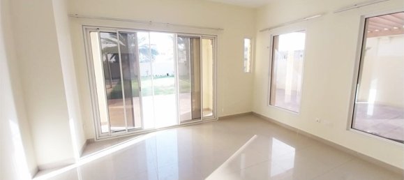 7 Schlafzimmer Villa in Baniyas, UAE, Nr. 33932 14