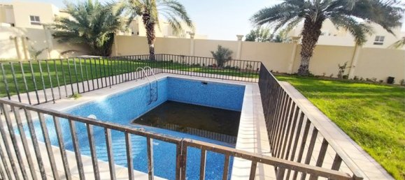 7 Schlafzimmer Villa in Baniyas, UAE, Nr. 33932 8
