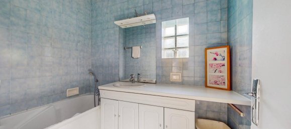 3 bedrooms Apartment in Suresnes, France No. 168848 11