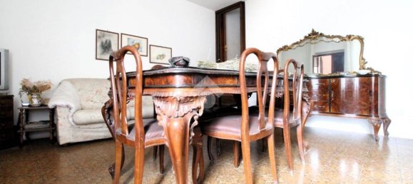 2 bedrooms House in Cumignano sul Naviglio, Italy No. 216649 10