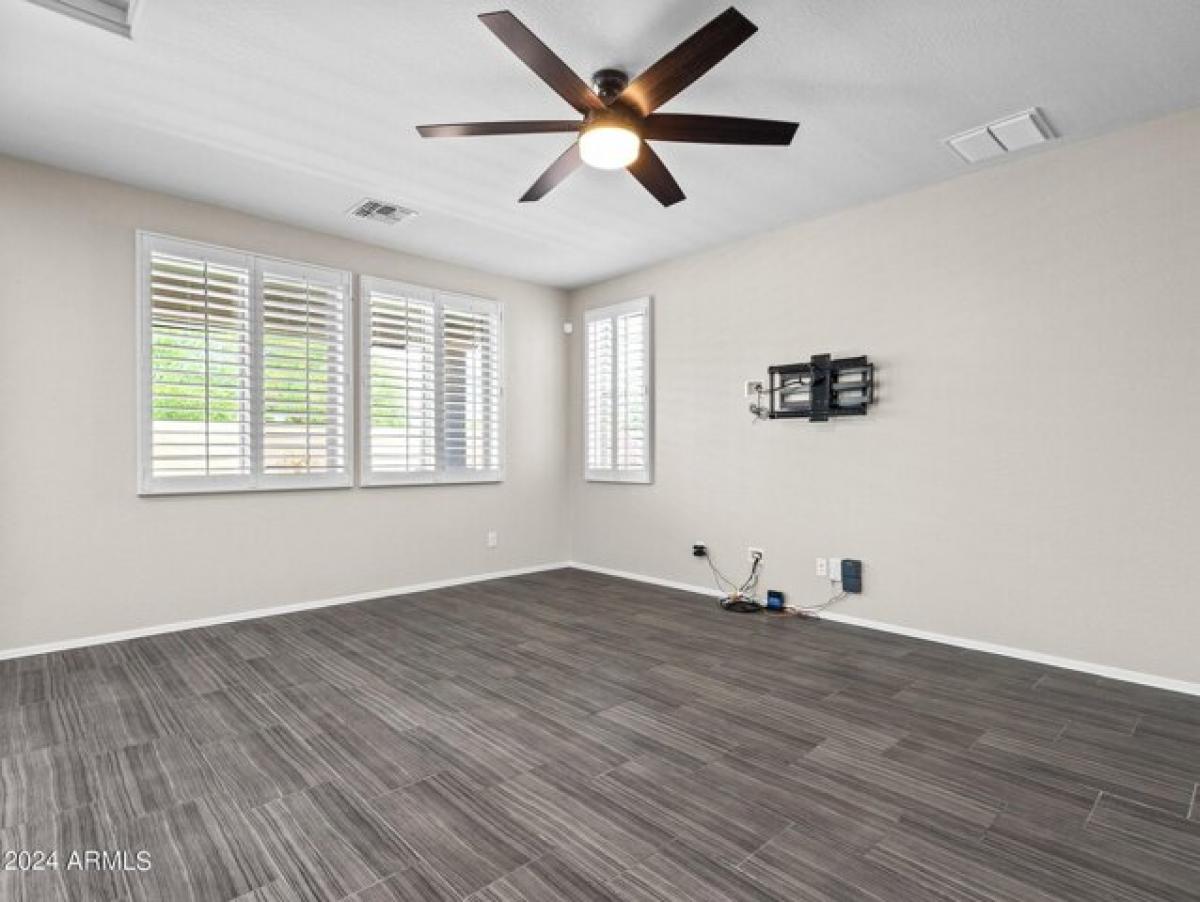 4 bedrooms House in Surprise, USA No. 438245