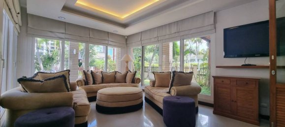 3 bedrooms Villa in Sattahip, Thailand No. 67654 6