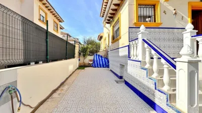 2 bedrooms House in Alicante, Spain No. 256810