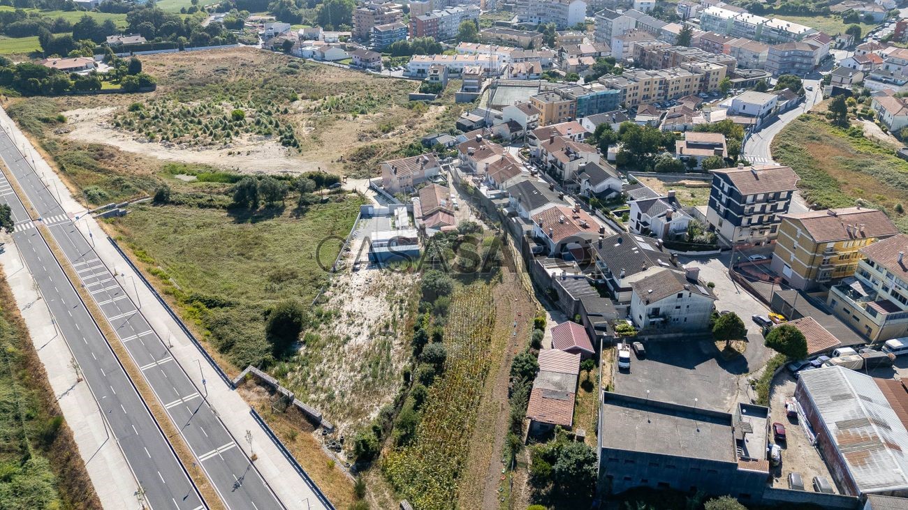  Land in Rio Tinto, Portugal No. 323552