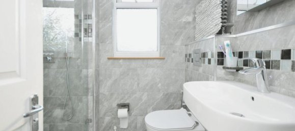 5 bedrooms House in Thornton Heath, United Kingdom No. 11571 11