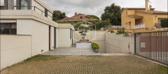 4 Schlafzimmer Villa in Sant Vicenc De Montalt, Spain, Nr. 7438 27