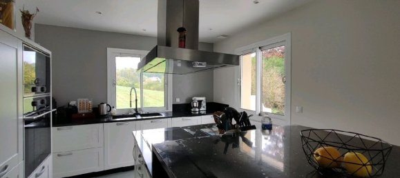 Дом с 4 спальнями в Нель-ла-Валле, Франция № 176782 6