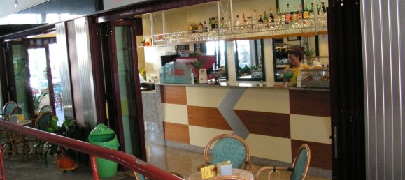 Коммерческая недвижимость 160м² в Удине, Италия № 167504 10