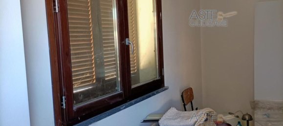 Дом с 4 спальнями в Понсакко, Италия № 342539 6