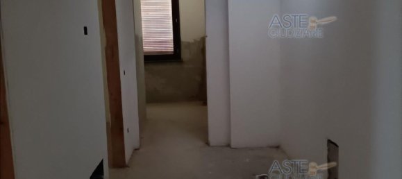 Дом с 4 спальнями в Понсакко, Италия № 342539 3