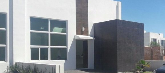 Casa de 3 dormitorios en Querétaro, Mexico No. 168067 2