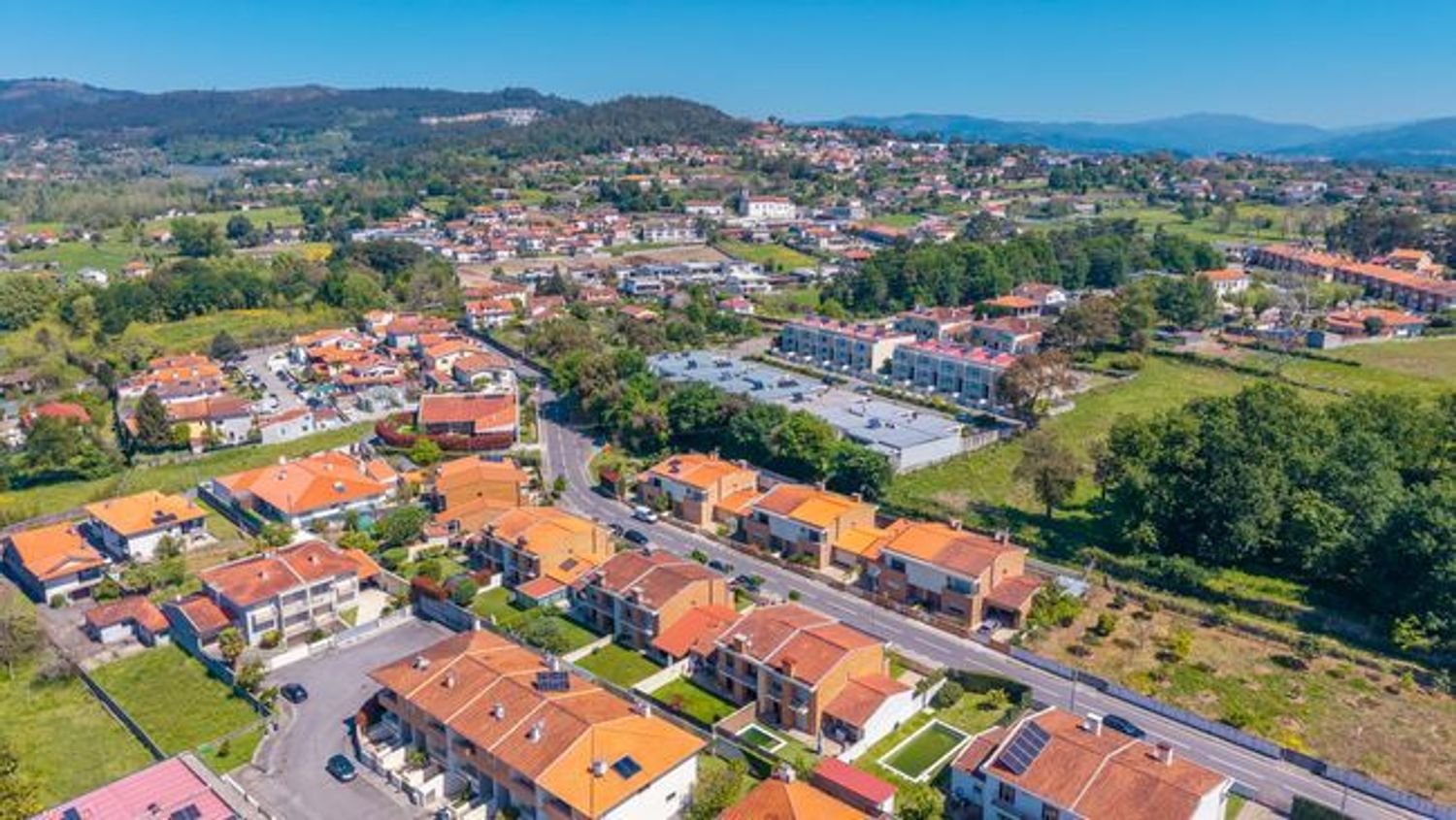 3 bedrooms House in Lage, Portugal No. 223603