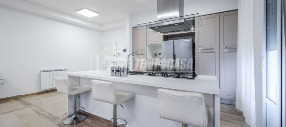 Apartamento de 2 dormitorios en Molinella, Italy No. 140165 5