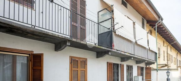 4 rooms House in Druento, Italy No. 54780 6