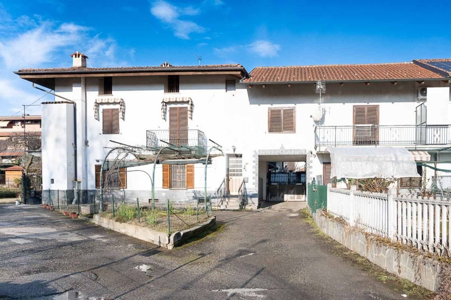 4 rooms House in Druento, Italy No. 54780