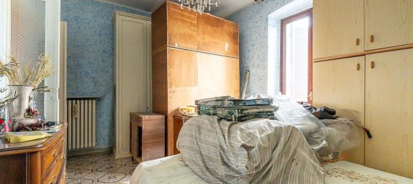 4 rooms House in Druento, Italy No. 54780 12