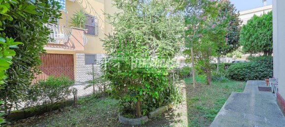 4 rooms Apartment in Rimini, Italy No. 132470 23