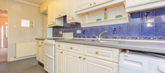 3 bedrooms House in High Peak, United Kingdom No. 2360 6