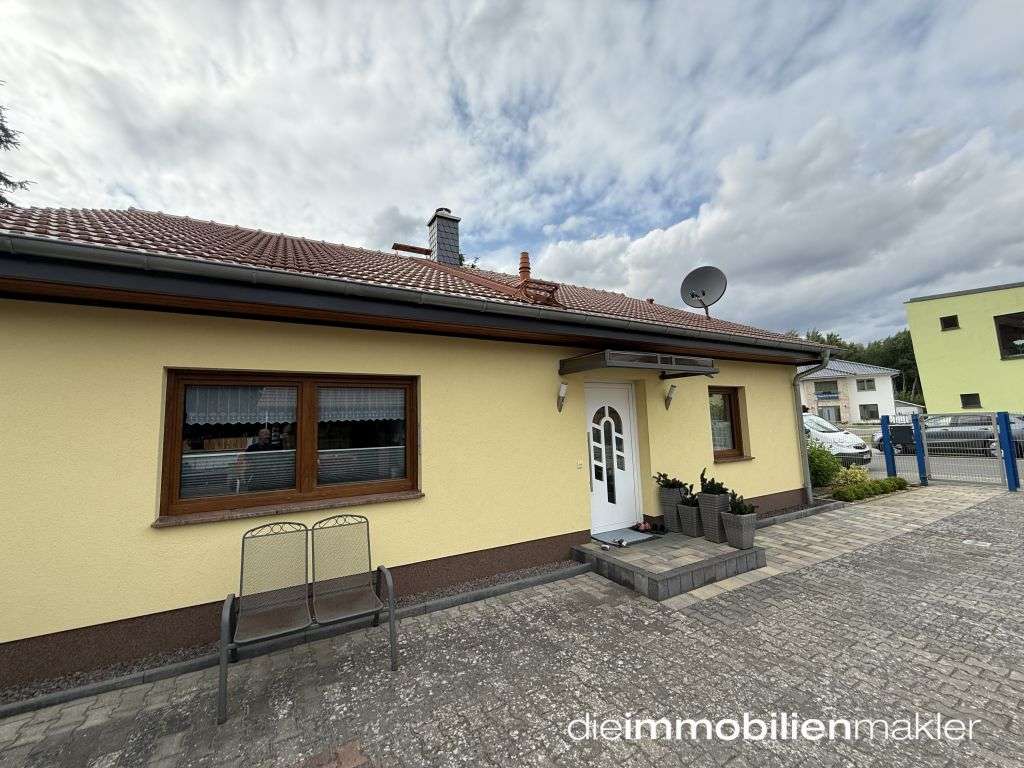 Edificio de 3 habitaciónes en Dahme-Spreewald, Germany No. 225599