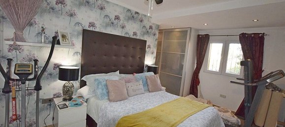 4 Schlafzimmer Villa in La Florida, Spain, Nr. 14493 18