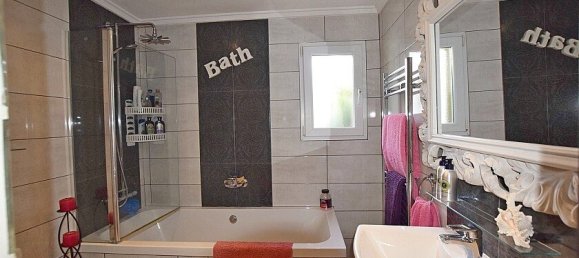 4 Schlafzimmer Villa in La Florida, Spain, Nr. 14493 21