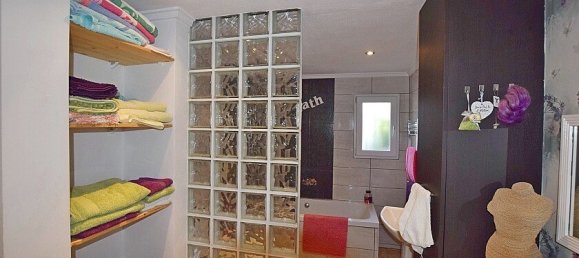 4 Schlafzimmer Villa in La Florida, Spain, Nr. 14493 22