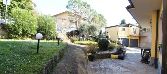 3 chambres Appartement à Veduggio con Colzano, Italy No. 56962 4