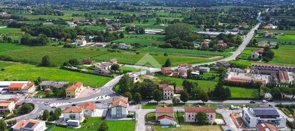 Terreno en Villa del Conte, Italy 1374 m² No. 347405 4