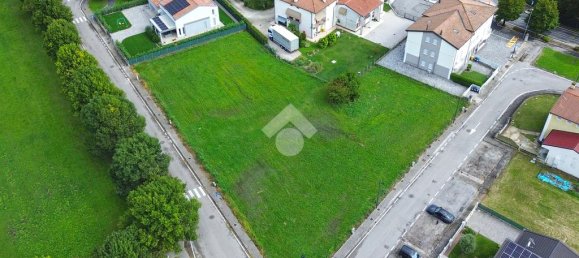 Terreno en Villa del Conte, Italy 1374 m² No. 347405 2