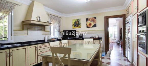 4 غرف نوم منزل في Estepona, Spain رقم 118917 5