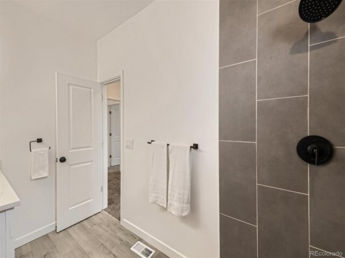 3 bedrooms House in Commerce City, USA No. 384435