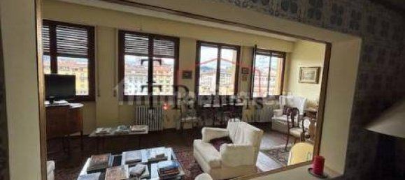 2 bedrooms Penthouse in Florence, Italy No. 77751 3