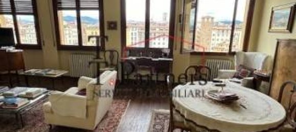 2 bedrooms Penthouse in Florence, Italy No. 77751 8