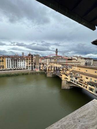 2 غرف نوم بانتهاوس في Florence, Italy رقم 77751