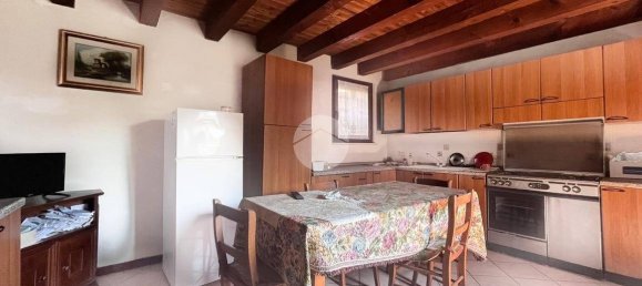 3 bedrooms House in Zevio, Italy No. 168757 5