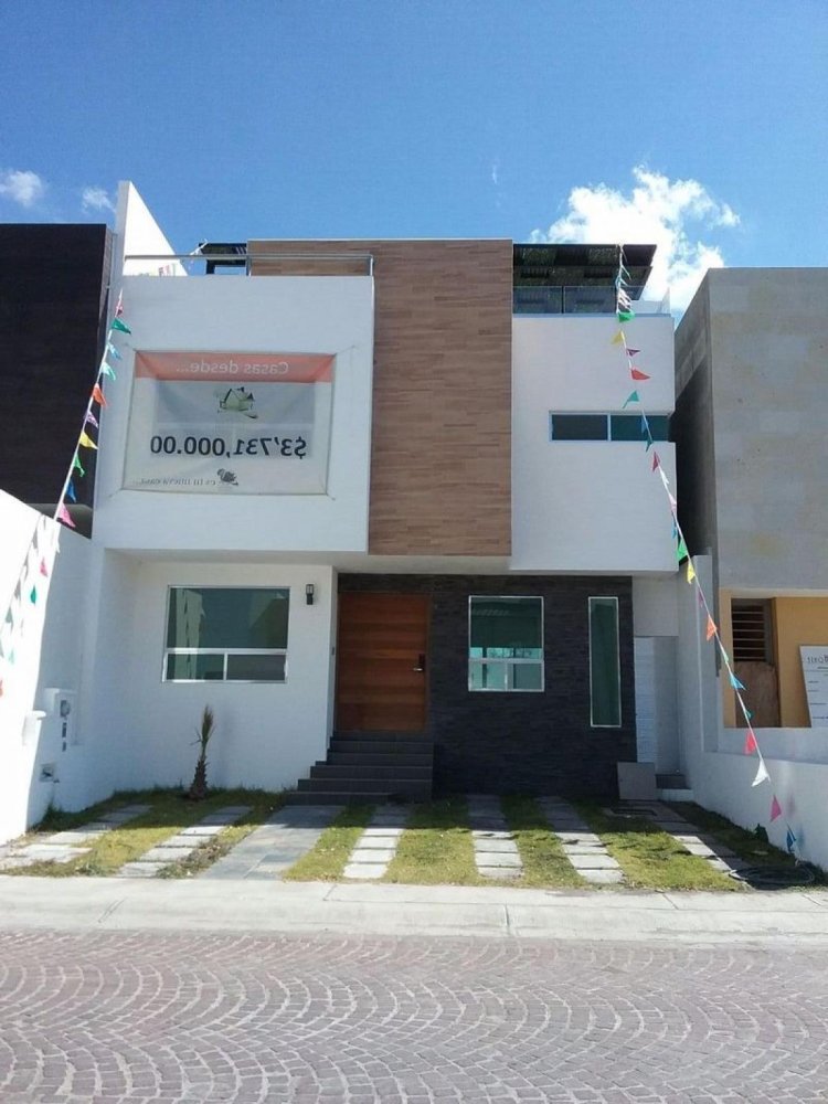 3 bedrooms House in Queretaro, Mexico No. 177648