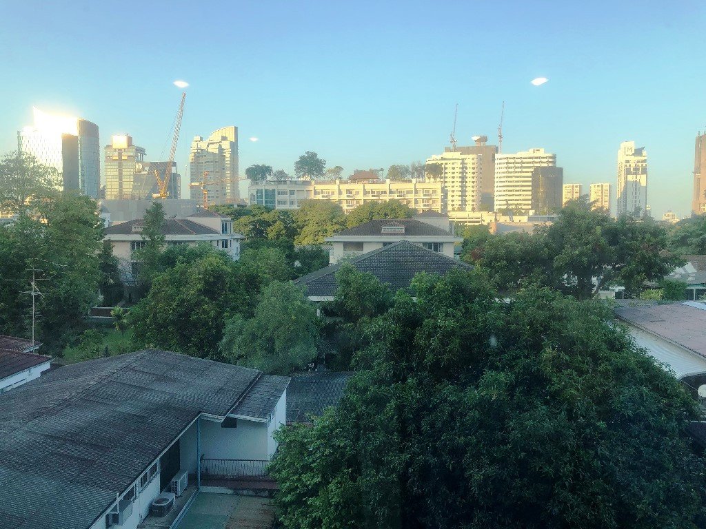 3 bedrooms Condo in Bangkok, Thailand No. 7186