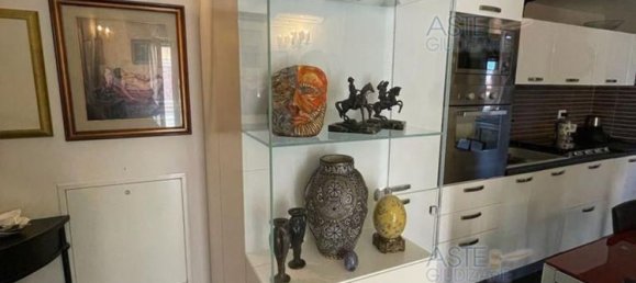 11 rooms House in Rome, Italy No. 31344 2