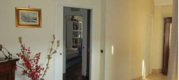 5-Zimmer Wohnung in Giugliano in Campania, Italy, Nr. 99656 8