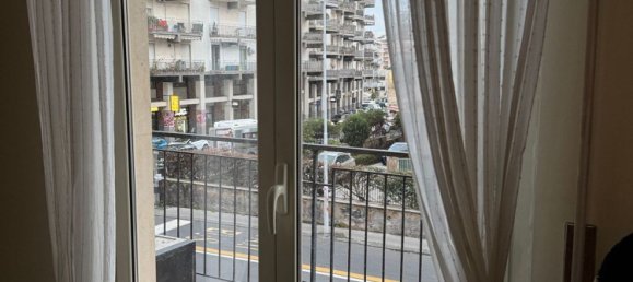 3-salle Appartement à Catania, Italy No. 46279 9